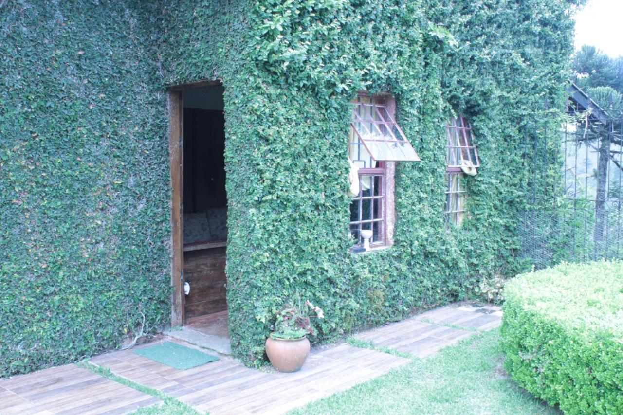 Alto Da Bella Vista Bed & Breakfast - Campos do Jordao — Photos 2